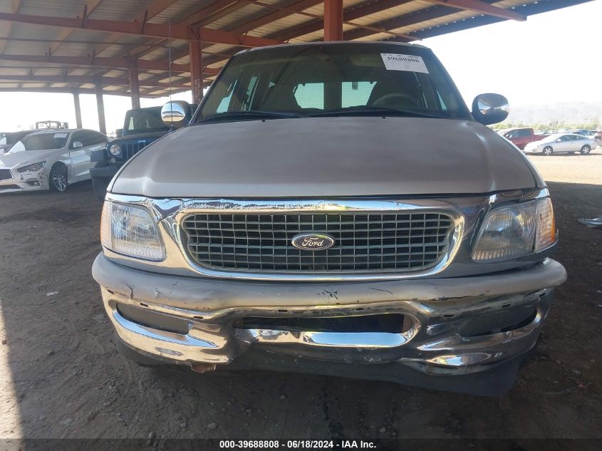 1998 Ford Expedition Eddie Bauer/Xlt VIN: 1FMRU17L6WLB88446 Lot: 39688808