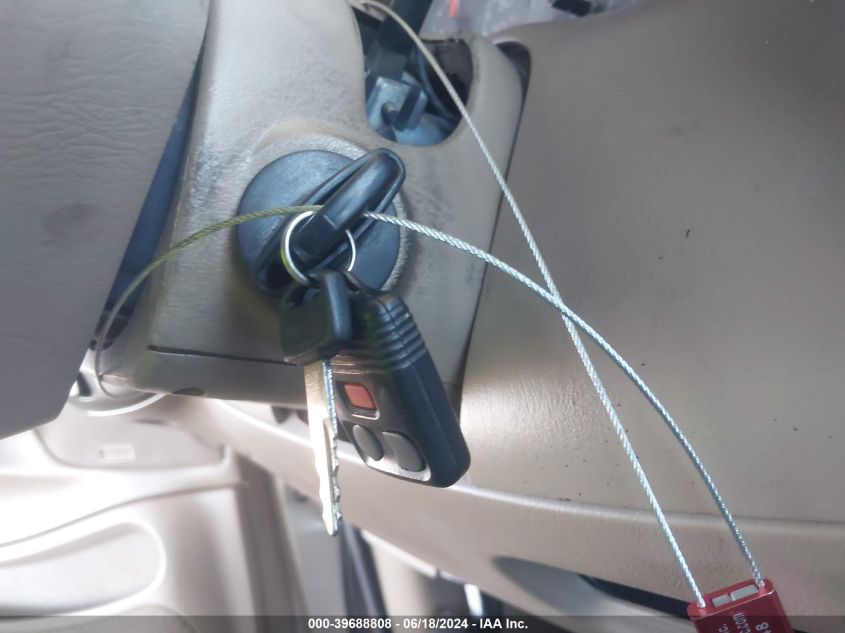 1998 Ford Expedition Eddie Bauer/Xlt VIN: 1FMRU17L6WLB88446 Lot: 39688808