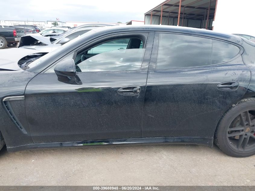 2016 PORSCHE PANAMERA 2/4 - WP0AA2A79GL002511