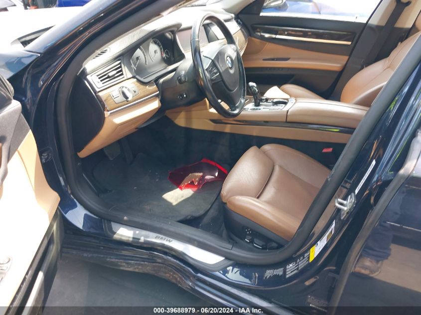 2011 BMW 750 Lxi VIN: WBAKC8C55BC432653 Lot: 39688979