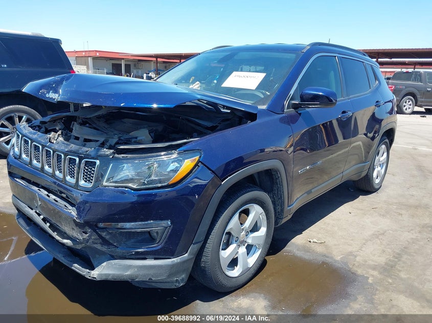 VIN 3C4NJCBB5JT376779 2018 JEEP COMPASS LATITUDE