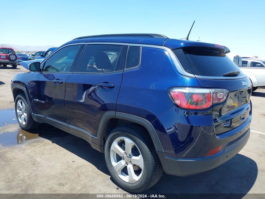 VIN 3C4NJCBB5JT376779 2018 JEEP COMPASS LATITUDE