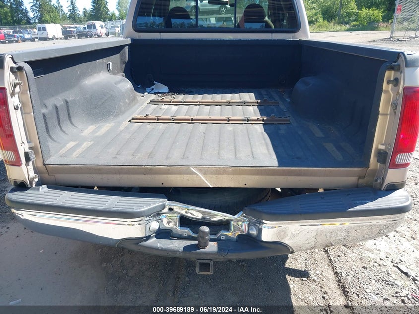 1999 Ford F250 Super Duty VIN: 1FTNX20S0XEB86439 Lot: 39689189