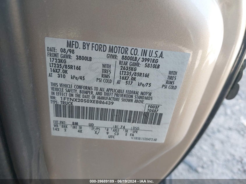 1999 Ford F250 Super Duty VIN: 1FTNX20S0XEB86439 Lot: 39689189