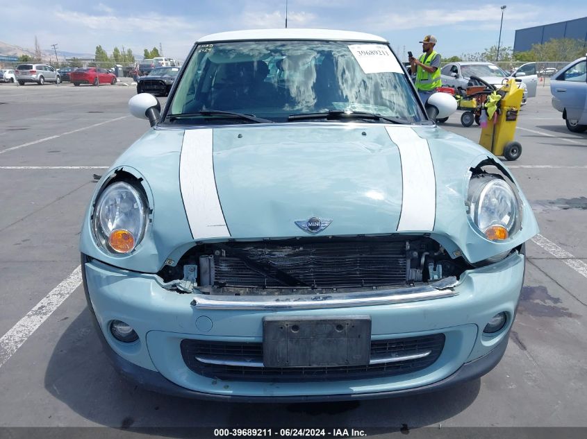 2013 Mini Hardtop Cooper VIN: WMWSU3C52DT547990 Lot: 39689211