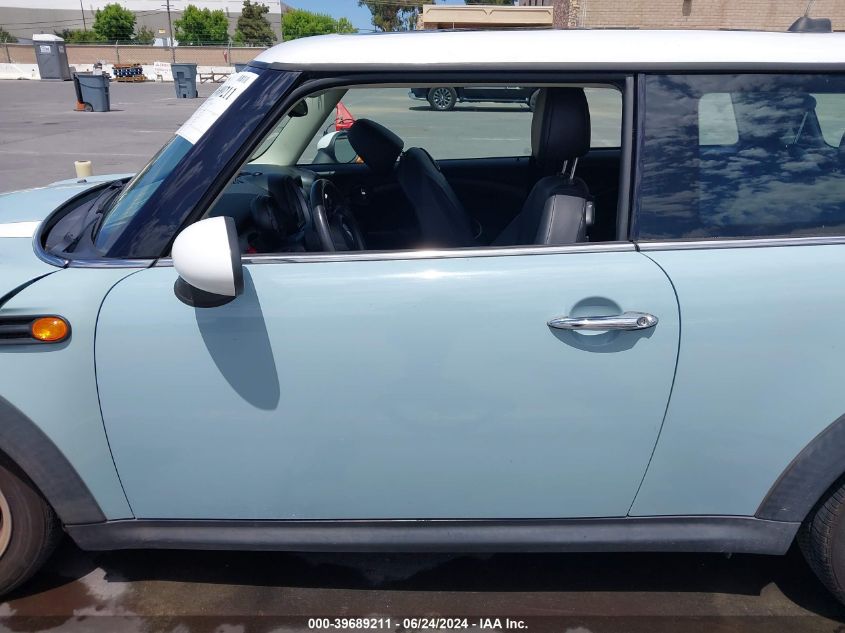 2013 Mini Hardtop Cooper VIN: WMWSU3C52DT547990 Lot: 39689211