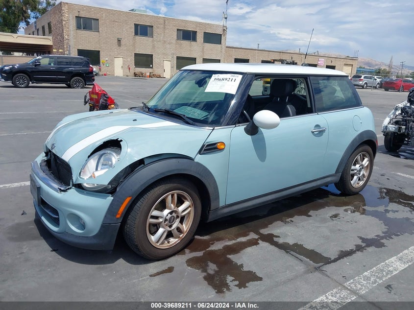 2013 Mini Hardtop Cooper VIN: WMWSU3C52DT547990 Lot: 39689211