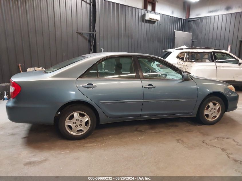 4T1BE32K42U561142 2002 Toyota Camry Le