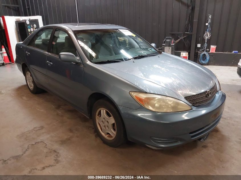 4T1BE32K42U561142 2002 Toyota Camry Le