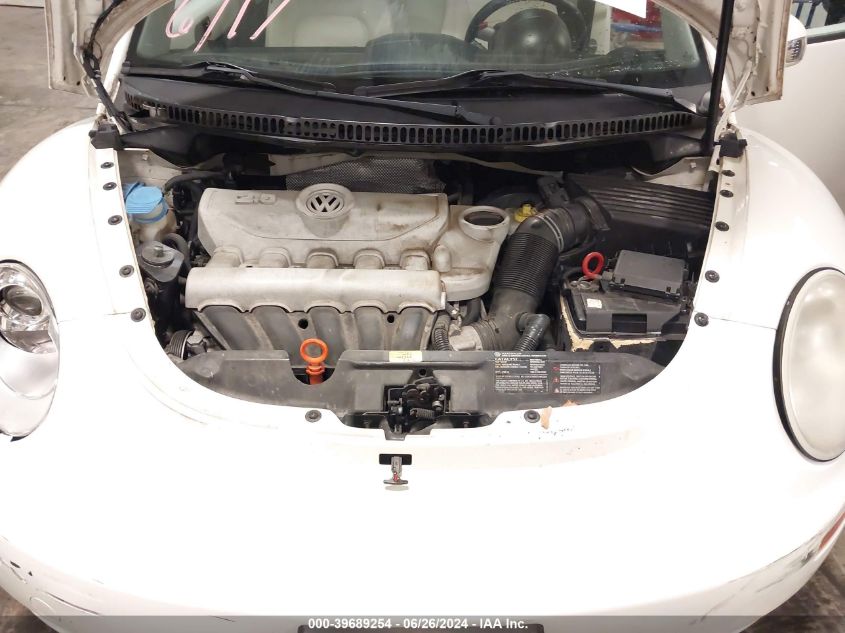 2008 Volkswagen New Beetle Black Tie Edition/Triple White VIN: 3VWFW31C58M511261 Lot: 39689254