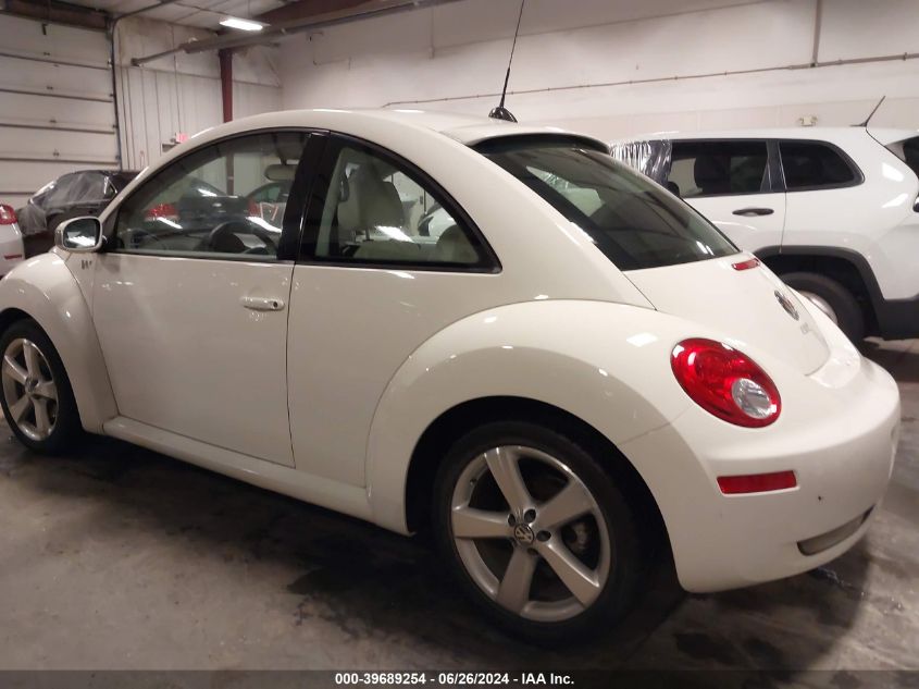 2008 Volkswagen New Beetle Black Tie Edition/Triple White VIN: 3VWFW31C58M511261 Lot: 39689254