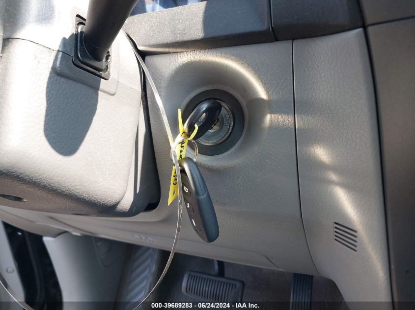 2008 Kia Sorento Lx VIN: KNDJD735185857032 Lot: 39689283