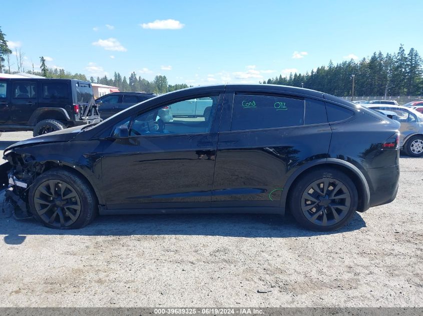 2022 Tesla Model X Dual Motor All-Wheel Drive VIN: 7SAXCAE51NF357862 Lot: 39689325