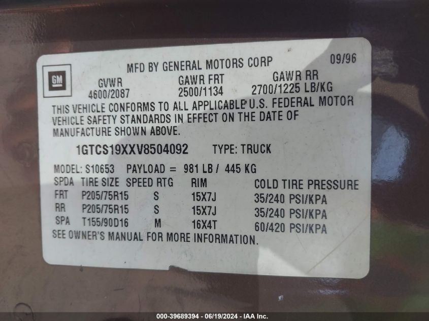1997 GMC Sonoma Sls Wideside VIN: 1GTCS19XXV8504092 Lot: 39689394
