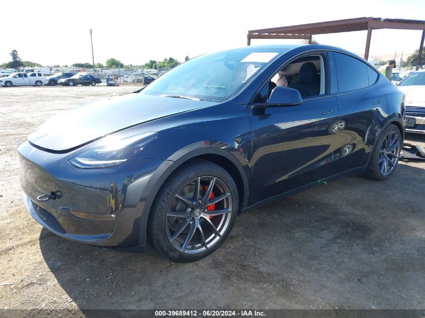 2024 Tesla Model Y Performance Dual Motor All-Wheel Drive VIN: 7SAYGDEF3RF068328 Lot: 39689412