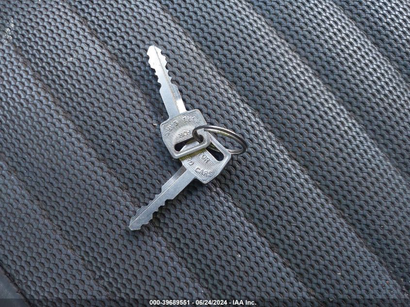 1990 Ford F350 VIN: 2FTJW35H2LCA61883 Lot: 39689551