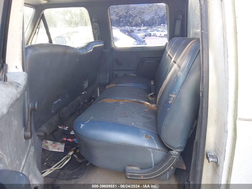 1990 Ford F350 VIN: 2FTJW35H2LCA61883 Lot: 39689551