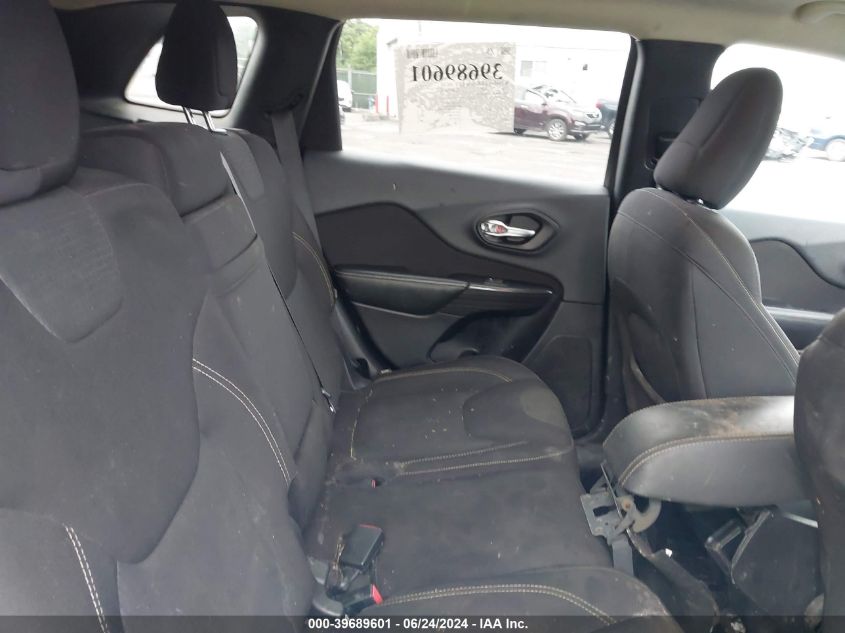 2016 Jeep Cherokee Latitude VIN: 1C4PJMCS1GW239936 Lot: 39689601