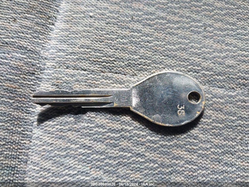 1N6ED26T9YC422721 2000 Nissan Frontier Desert Runner Se-V6/Desert Runner Xe-V6