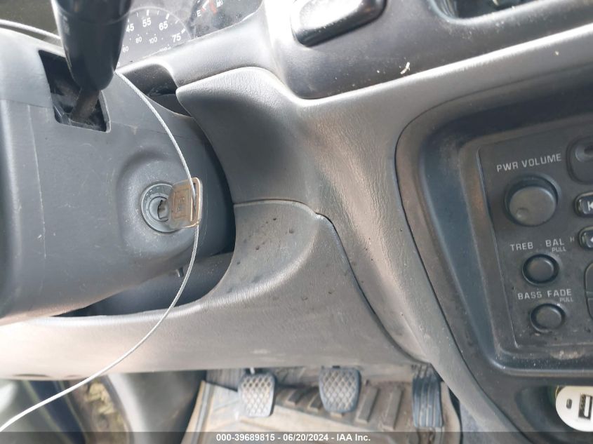 1999 Chevrolet Tracker VIN: 2CNBJ1863X6925793 Lot: 39689815