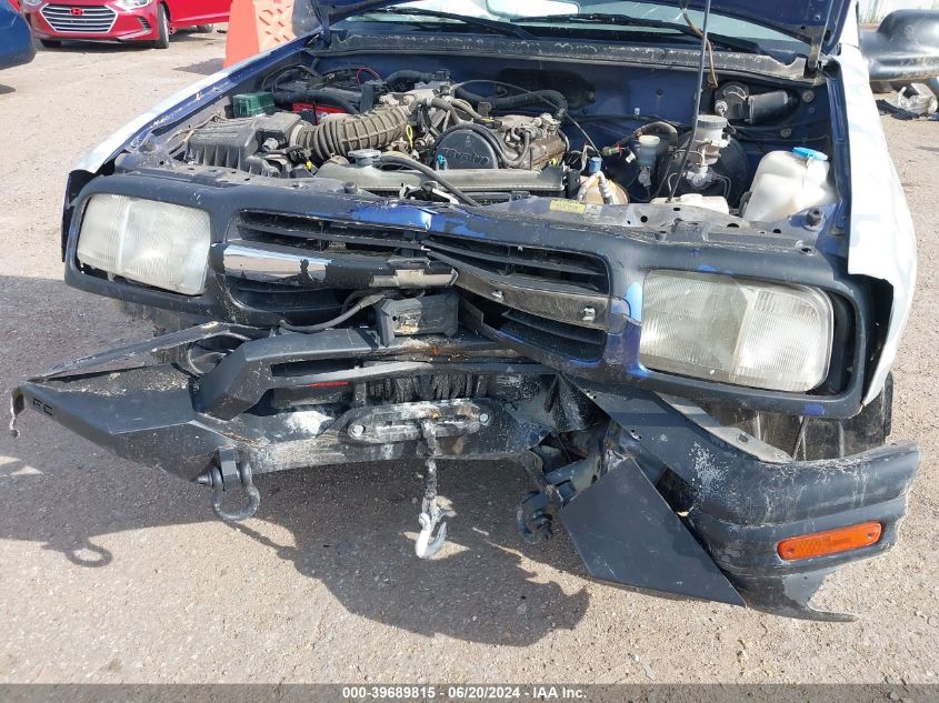 1999 Chevrolet Tracker VIN: 2CNBJ1863X6925793 Lot: 39689815