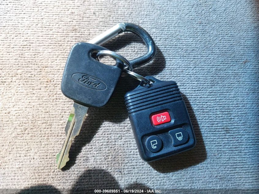 1999 Ford F-150 Lariat/Xl/Xlt VIN: 2FTRX18LXXCA11226 Lot: 39689851