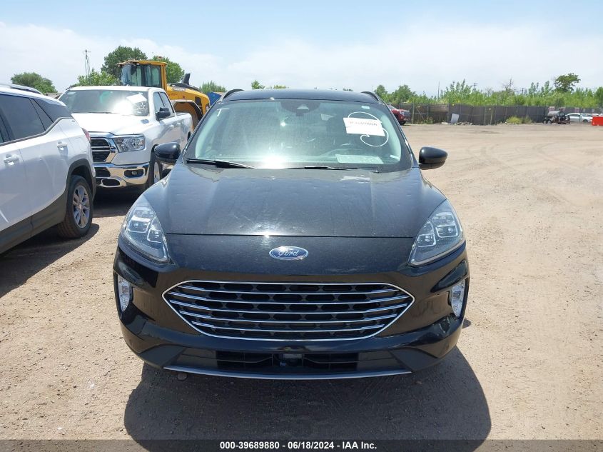 2022 Ford Escape Titanium VIN: 1FMCU9J96NUA07050 Lot: 39689880