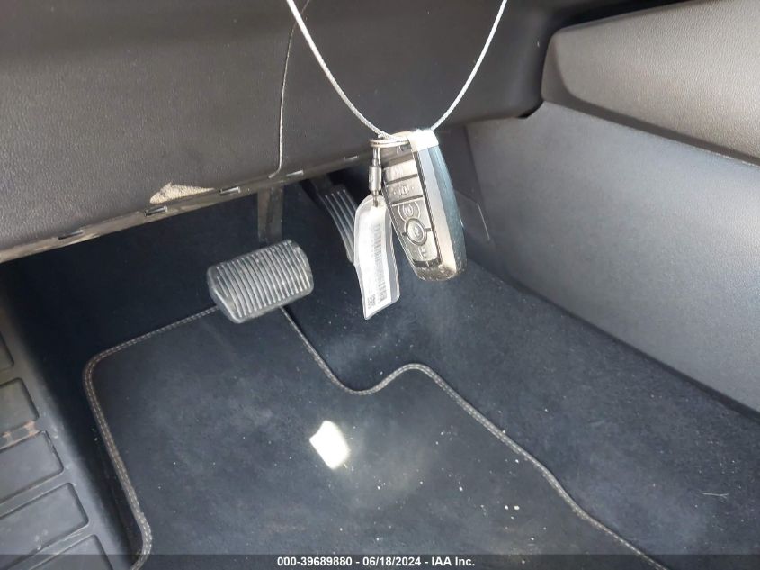 2022 Ford Escape Titanium VIN: 1FMCU9J96NUA07050 Lot: 39689880