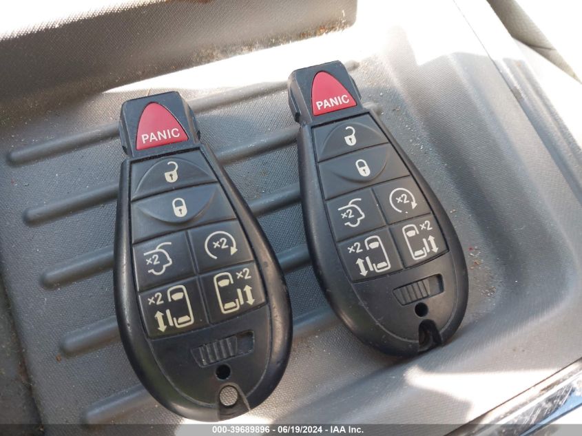 2008 Chrysler Town & Country Touring VIN: 2A8HR54P98R826658 Lot: 39689896