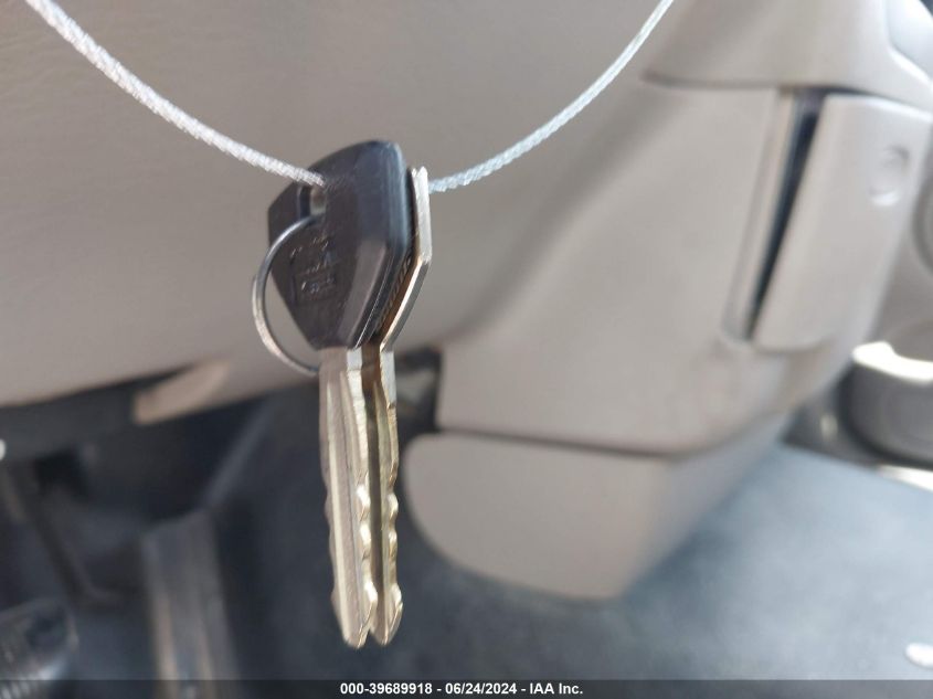 2004 Dodge Ram 1500 St VIN: 1D7HA16K24J268648 Lot: 39689918