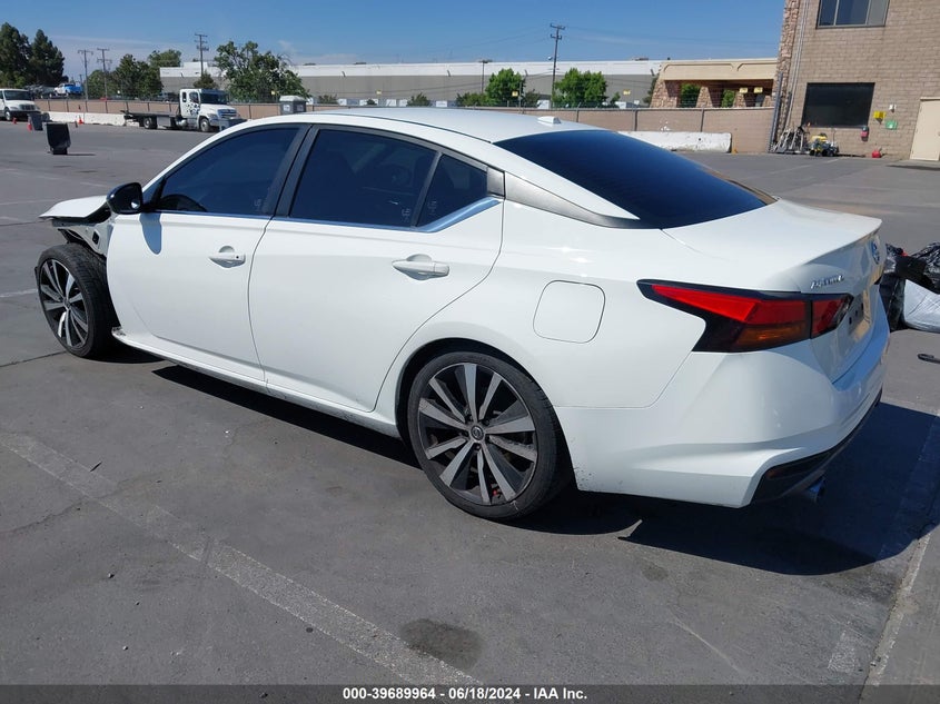 VIN 1N4BL4CVXKC157878 2019 NISSAN ALTIMA 2.5 SR