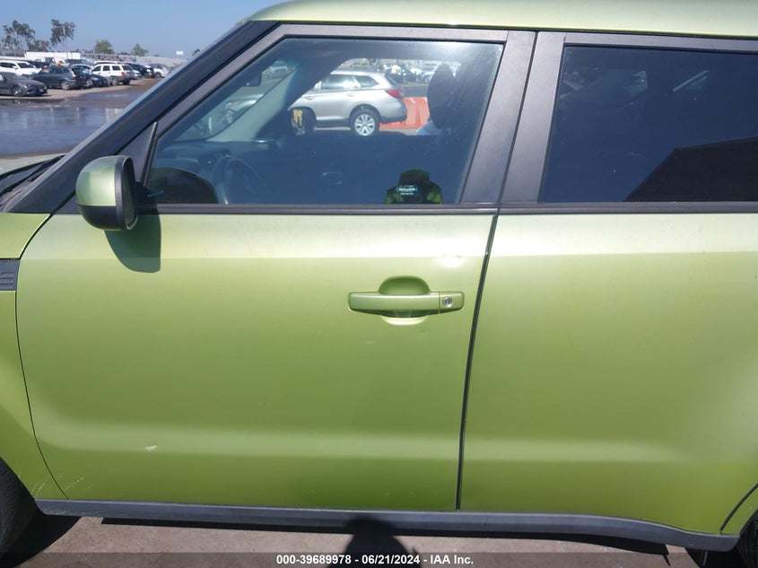 2014 Kia Soul VIN: KNDJN2A2XE7714668 Lot: 39689978