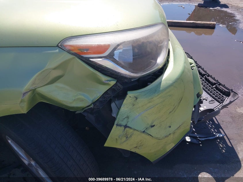 2014 Kia Soul VIN: KNDJN2A2XE7714668 Lot: 39689978