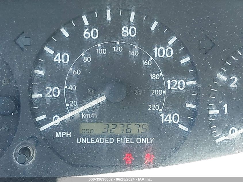 1999 Toyota Camry Le VIN: JT2BG22K0X0268239 Lot: 39690002