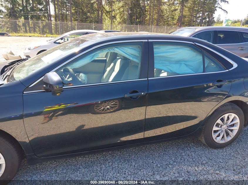 2015 Toyota Camry Le VIN: 4T1BF1FK9FU930871 Lot: 39690048