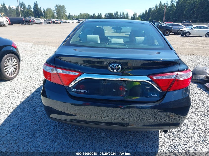 2015 Toyota Camry Le VIN: 4T1BF1FK9FU930871 Lot: 39690048