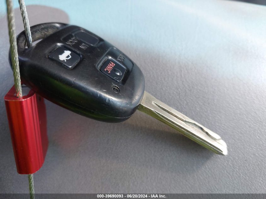 2002 Lexus Es 300 VIN: JTHBF30G425003770 Lot: 39690093