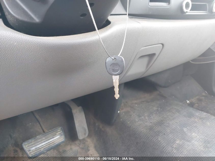 2009 Chevrolet Silverado 2500Hd Work Truck VIN: 1GCHC44K99F146775 Lot: 39690110