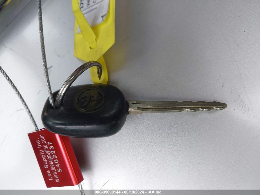 2005 Toyota Sienna Xle VIN: 5TDZA22C95S310319 Lot: 39690144