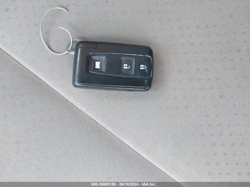 2004 Toyota Prius VIN: JTDKB20U740046156 Lot: 39690158