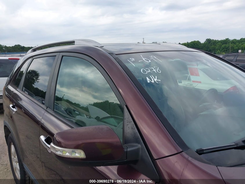 2011 Kia Sorento Lx VIN: 5XYKT4A12BG038308 Lot: 39690278