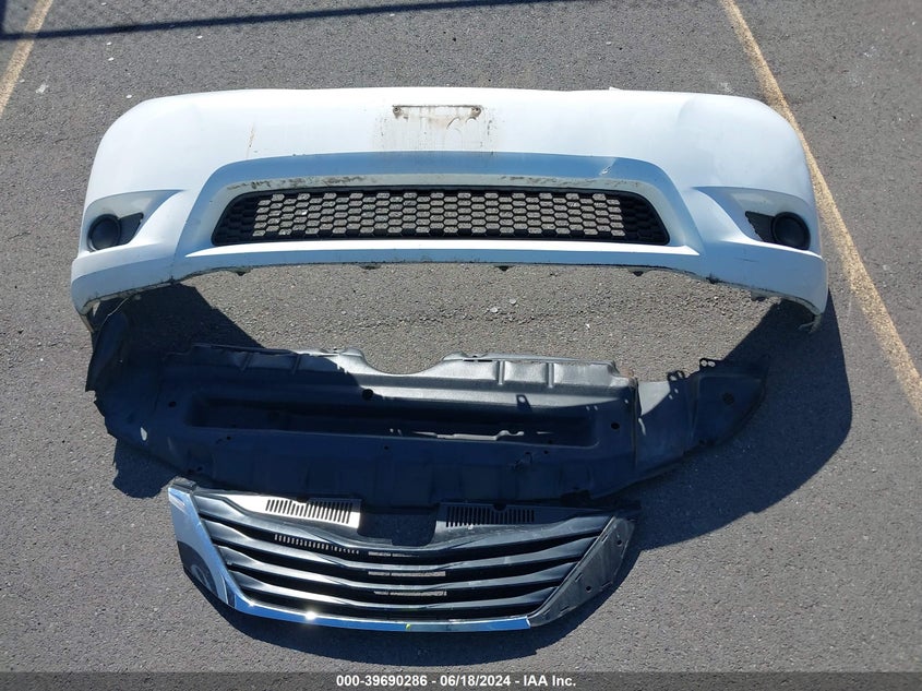 2011 Toyota Sienna Le V6/Le V6 Auto Access Seat VIN: 5TDKK3DC6BS056386 Lot: 39690286