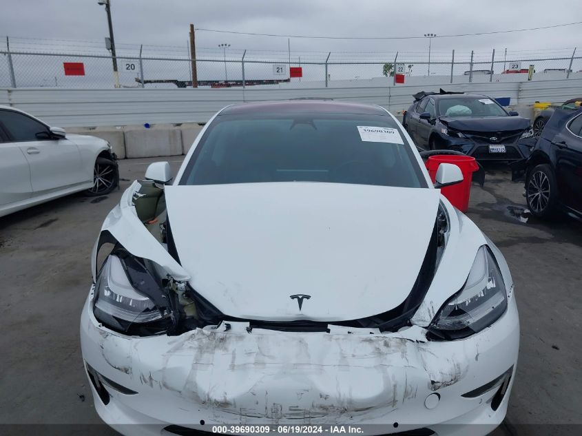 2018 Tesla Model 3 Long Range/Mid Range VIN: 5YJ3E1EA5JF044343 Lot: 39690309