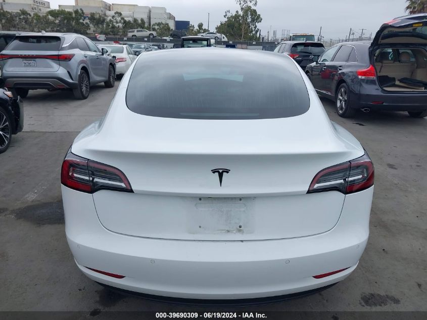 2018 Tesla Model 3 Long Range/Mid Range VIN: 5YJ3E1EA5JF044343 Lot: 39690309