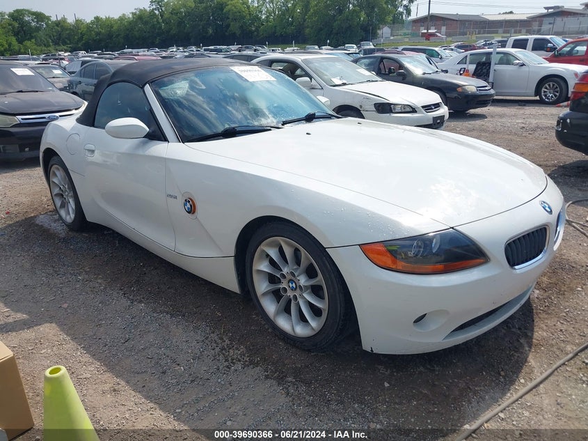 2004 BMW Z4 2.5I VIN: 4USBT335X4LR68226 Lot: 39690366