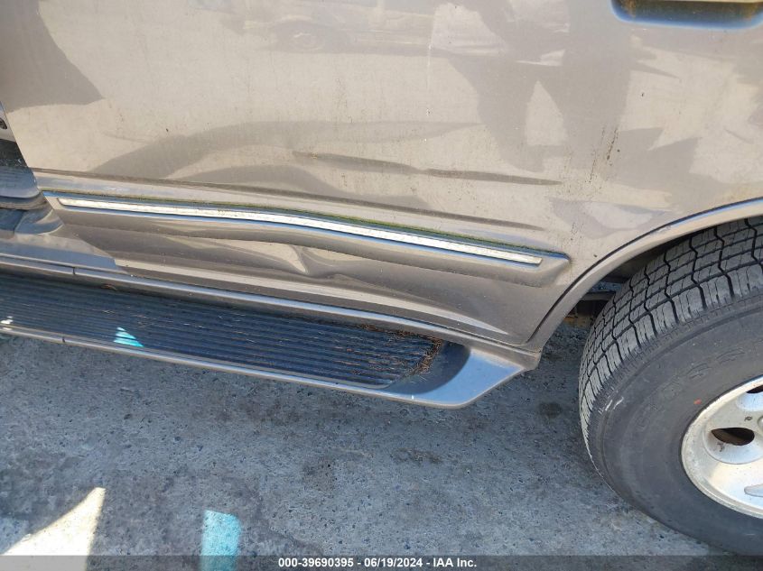 1999 Ford Explorer Eddie Bauer/Limited/Xlt VIN: 1FMZU34E7XZB38431 Lot: 39690395