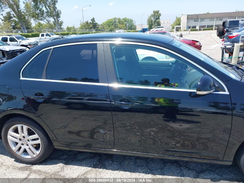 2007 Volkswagen Jetta Wolfsburg Edition VIN: 3VWEG71K57M199240 Lot: 39690412