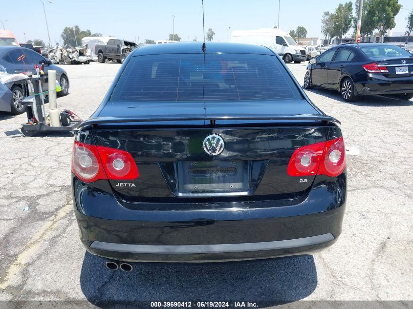 2007 Volkswagen Jetta Wolfsburg Edition VIN: 3VWEG71K57M199240 Lot: 39690412