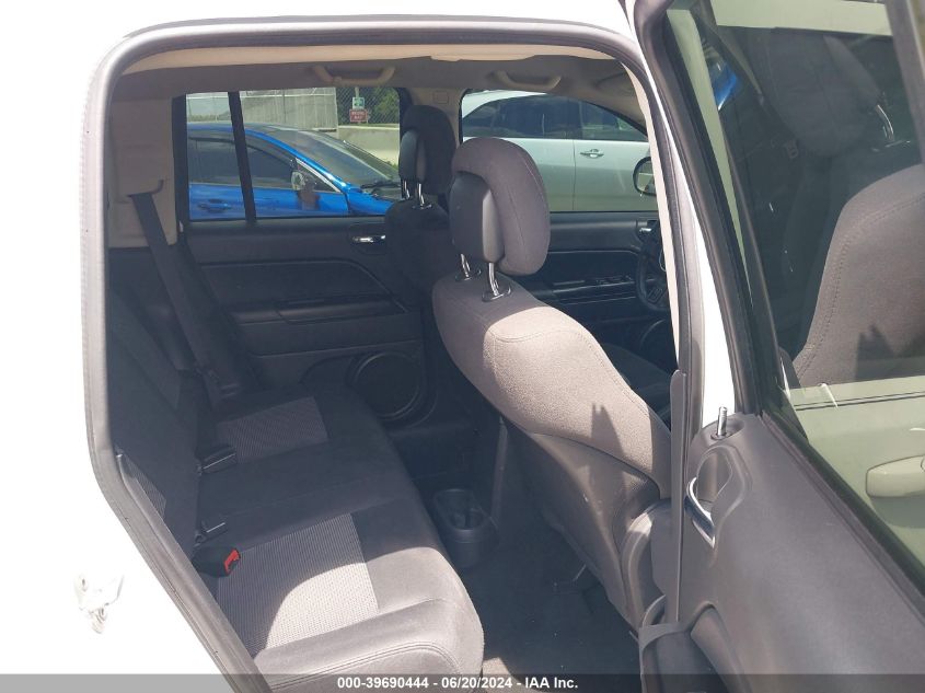 2011 Jeep Compass Sport VIN: 1J4NT1FB2BD260773 Lot: 39690444