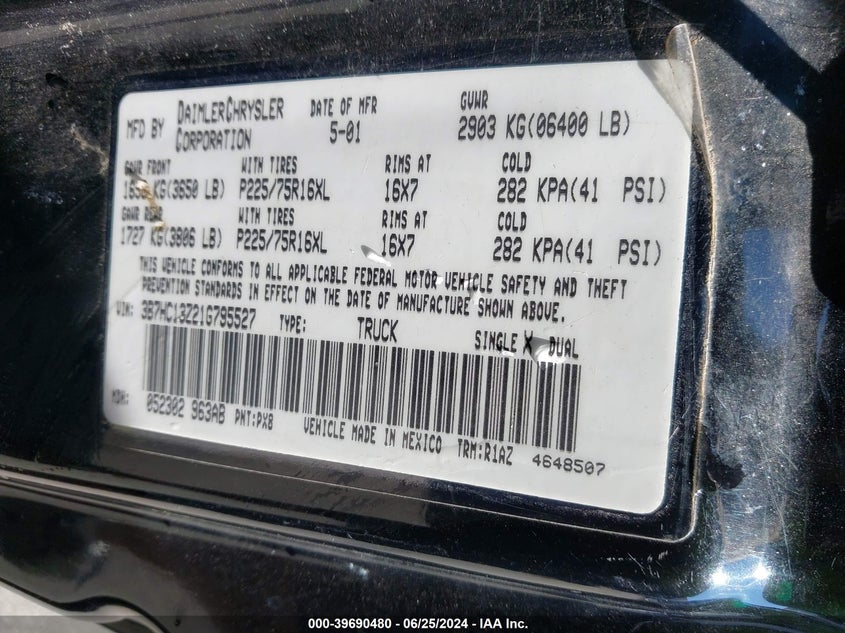 2001 Dodge Ram 1500 St VIN: 3B7HC13Z21G795527 Lot: 39690480